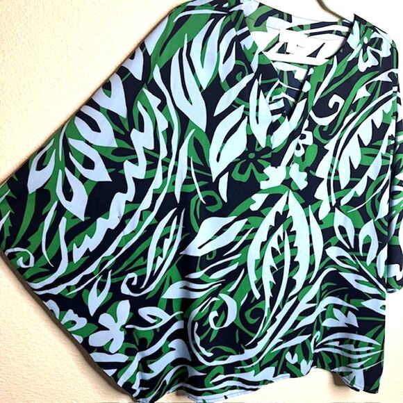 Belle by Kim Gravel Sz Large Twilight Flirty Floral Split Neck Poncho - Picture 2 of 11